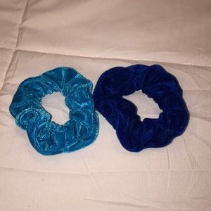 🤩SCRUNCHiES🤩